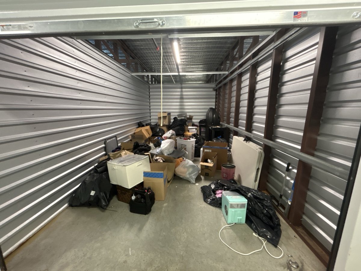 10 x 20 storage unit in Marietta, GA