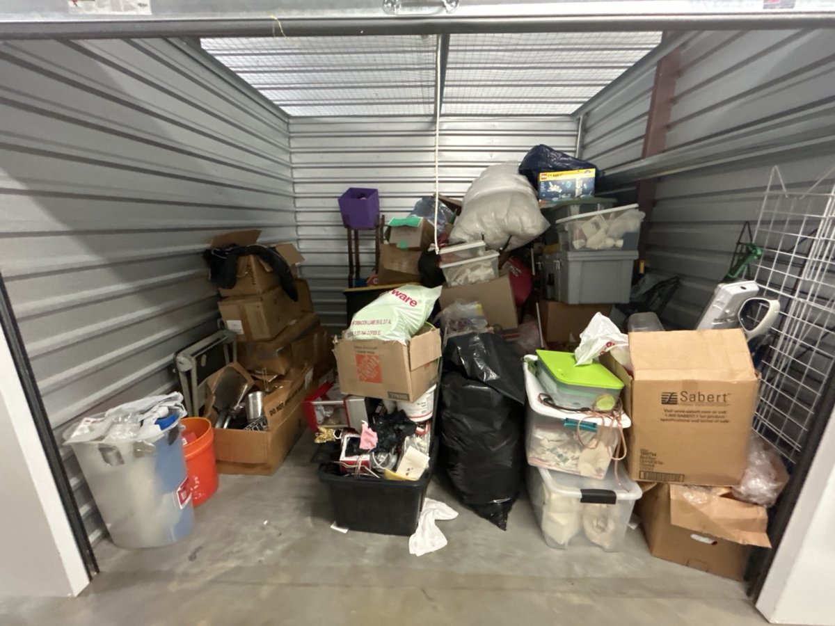10 x 10 storage unit in Marietta, GA