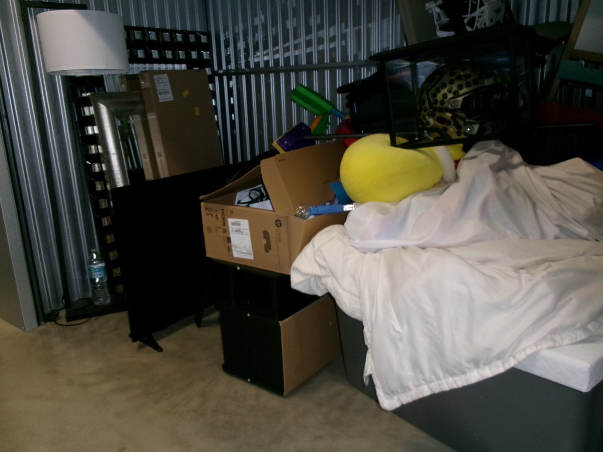 10 x 5 storage unit in Riverview, FL