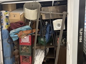 8 x 16 storage unit in Van Nuys, CA