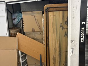 8 x 16 storage unit in Van Nuys, CA