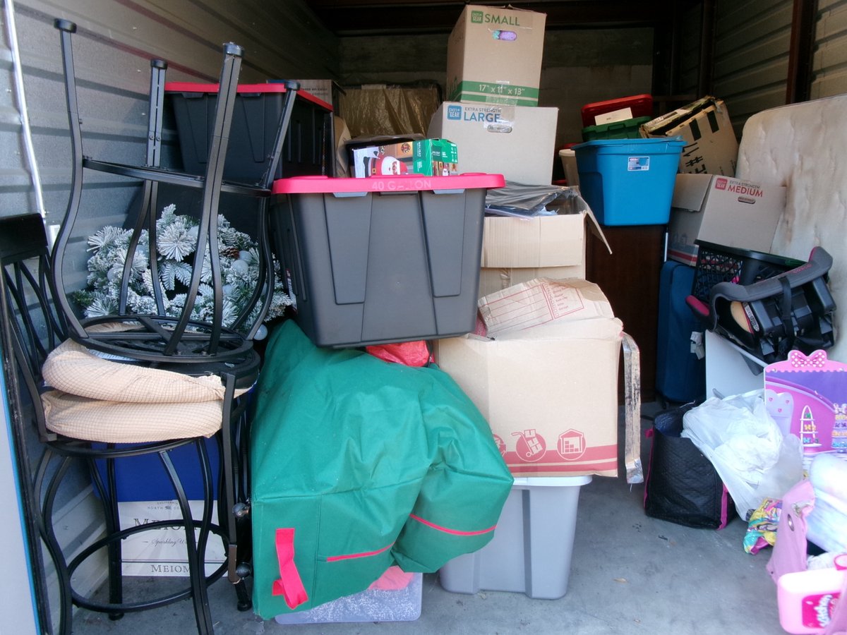 10 x 20 storage unit in Riverview, FL