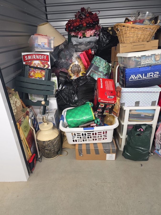 10 x 10 storage unit in Durham, NC