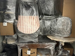 8 x 16 storage unit in Van Nuys, CA