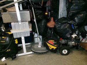 10 x 10 storage unit in Riverview, FL