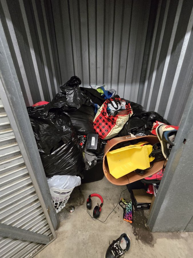 5 x 5 storage unit in Suitland, MD
