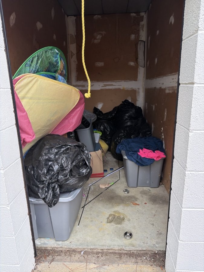 5 x 10 storage unit in Richmond, VA