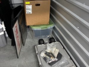 10 x 10 storage unit in Dunwoody, GA