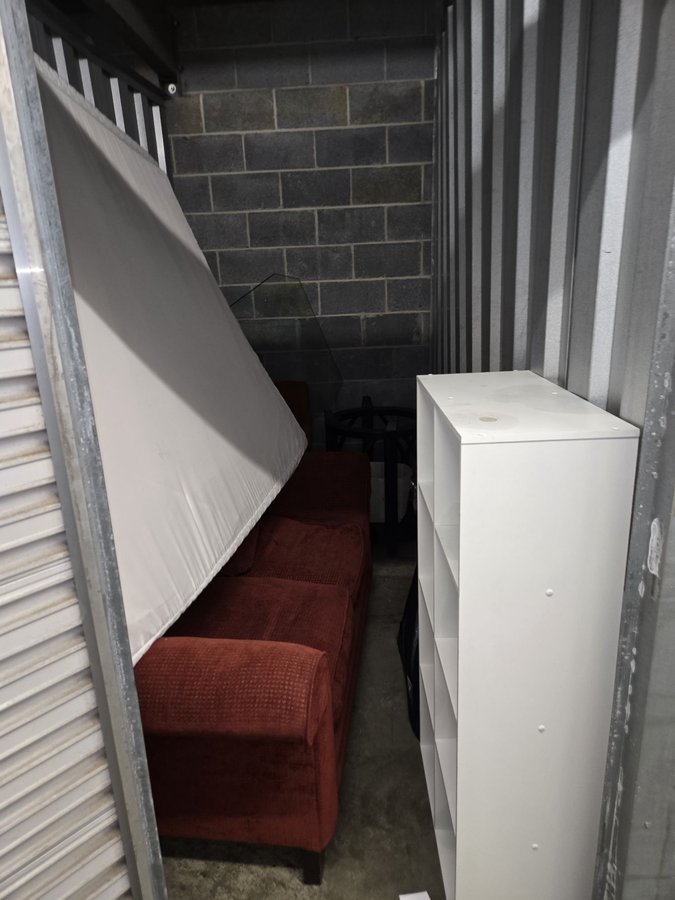 5 x 10 storage unit in Suitland, MD