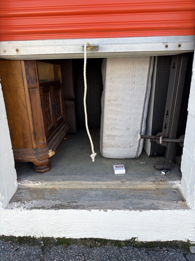 5 x 10 storage unit in Richmond, VA