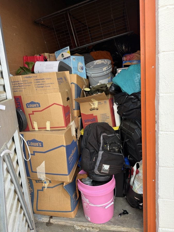 5 x 10 storage unit in Richmond, VA