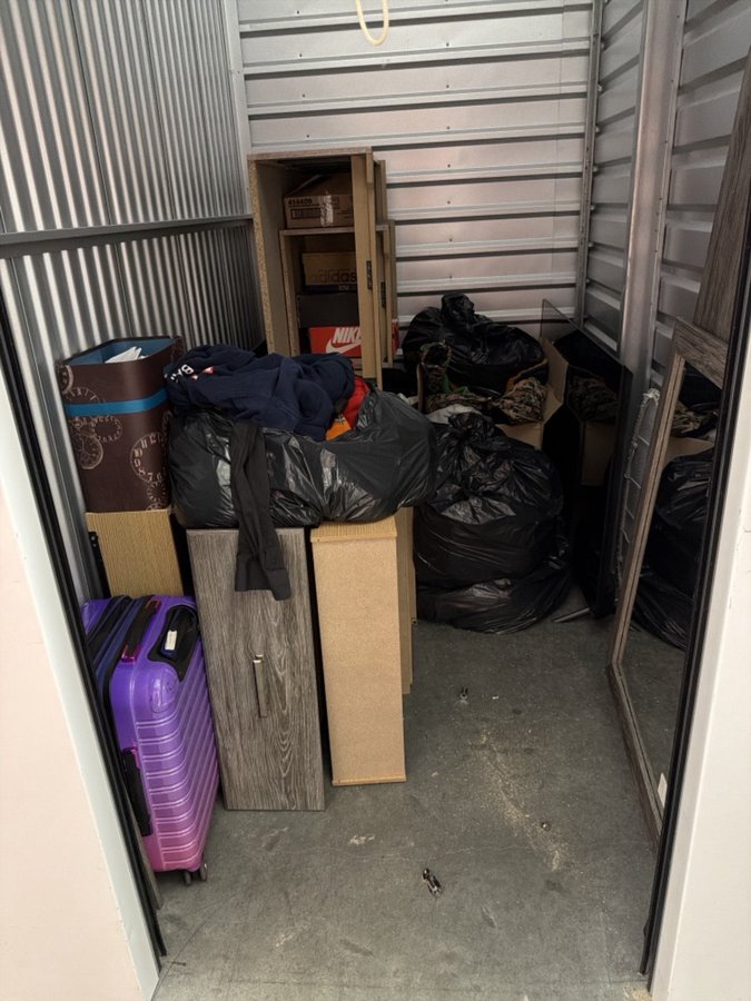 5 x 9 storage unit in North Chesterfield, VA