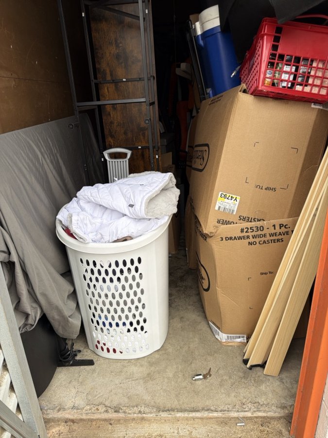 5 x 20 storage unit in Richmond, VA
