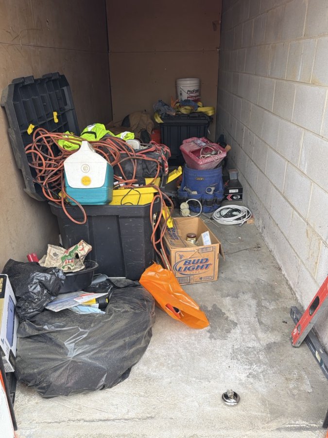 5 x 15 storage unit in Richmond, VA