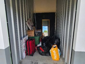 5 x 10 storage unit in Jonesboro, GA