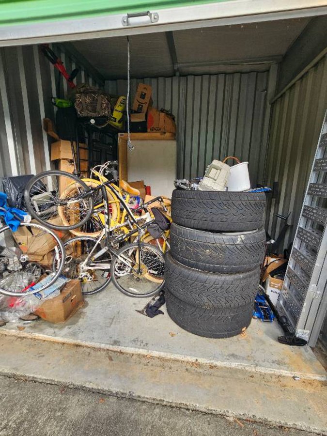 10 x 10 storage unit in Jonesboro, GA
