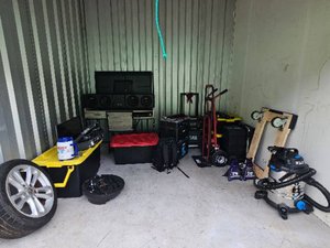 10 x 10 storage unit in Jonesboro, GA
