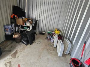 10 x 10 storage unit in Jonesboro, GA
