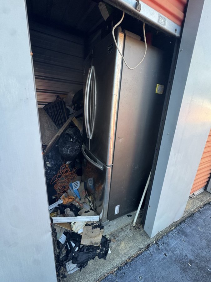 5 x 10 storage unit in Marietta, GA