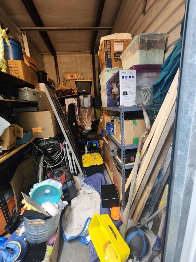 8 x 15 storage unit in Chesapeake, VA