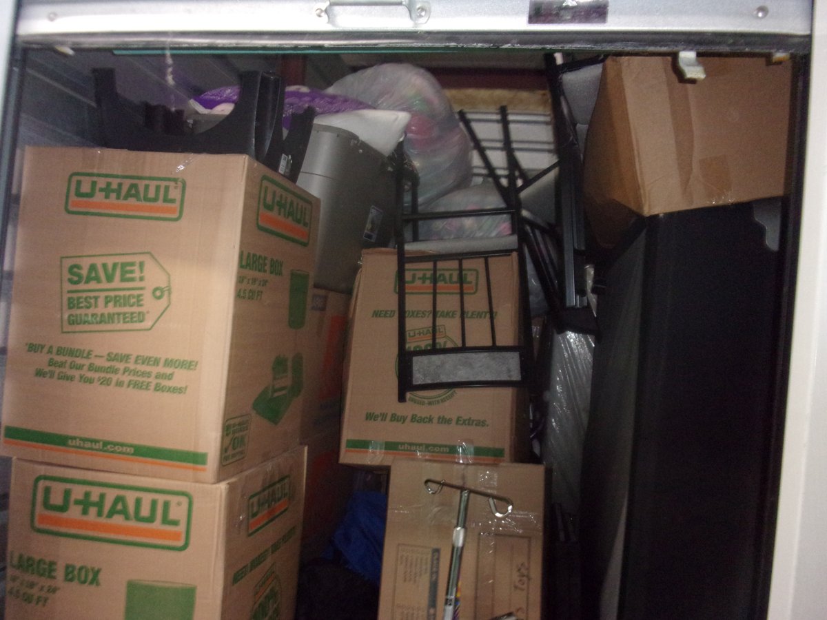 5 x 10 storage unit in Berlin, NJ