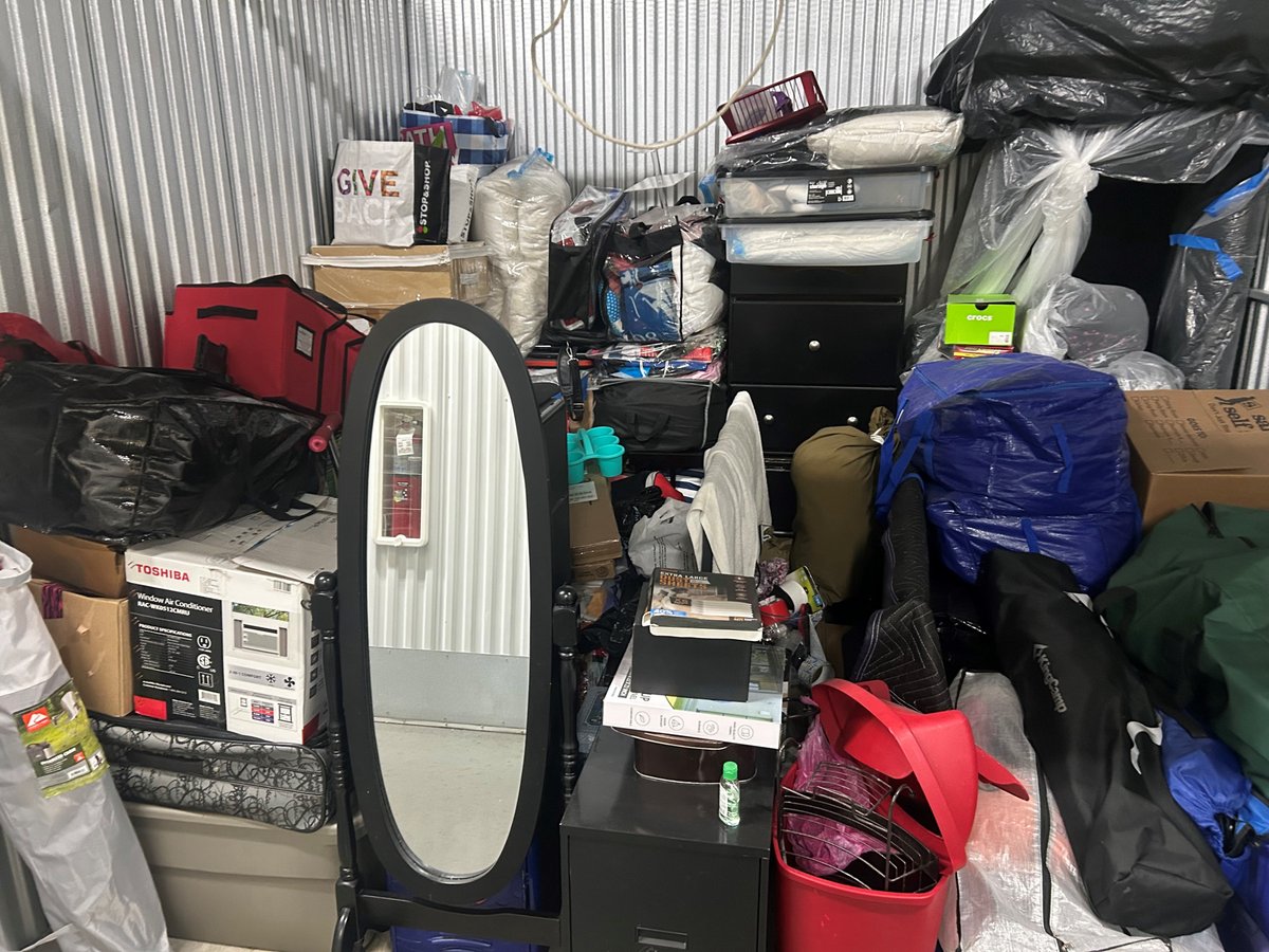 10 x 10 storage unit in Yonkers, NY