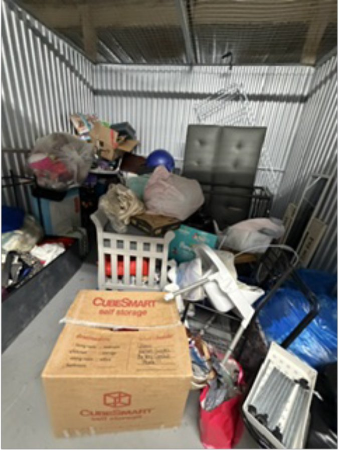 10 x 10 storage unit in Philadelphia, PA