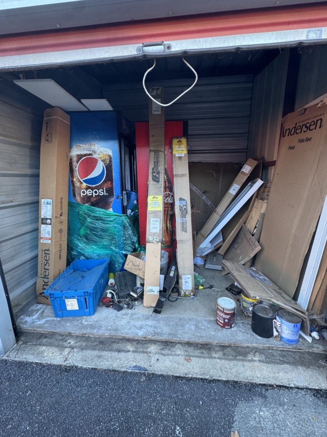 10 x 10 storage unit in Marietta, GA