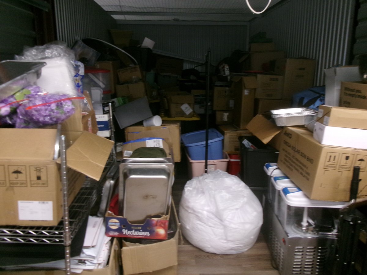 10 x 20 storage unit in Jacksonville, FL