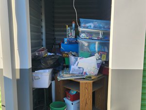 5 x 10 storage unit in Cleveland, OH
