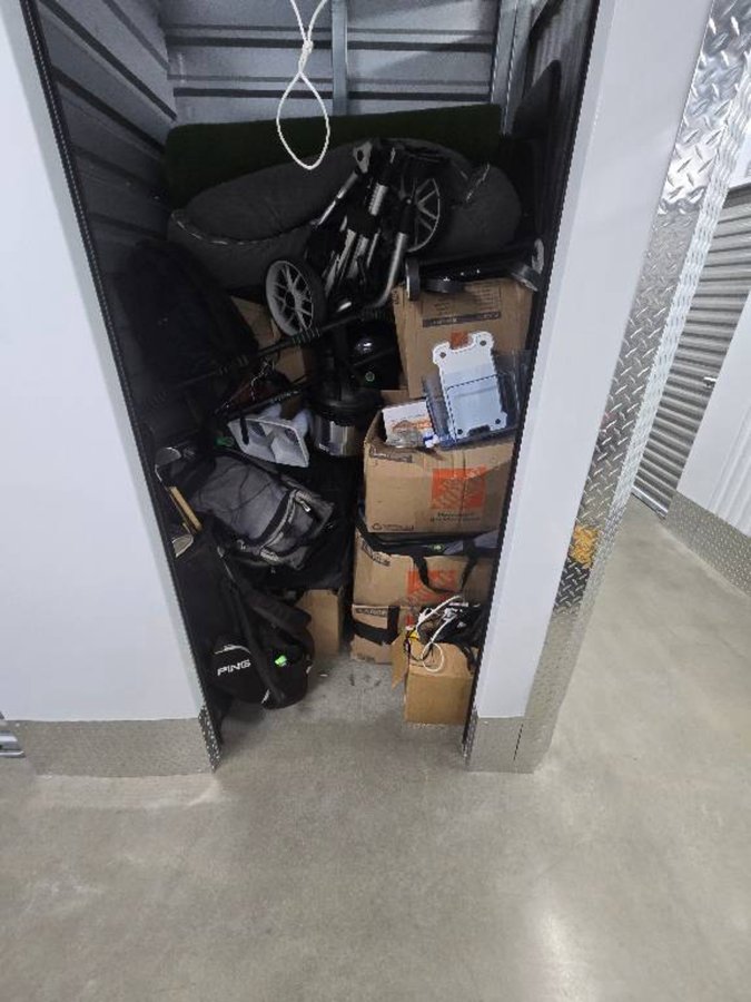 5 x 5 storage unit in Atlanta, GA