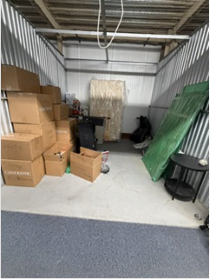 10 x 10 storage unit in Philadelphia, PA