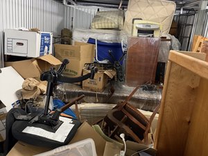 10 x 20 storage unit in Hamden, CT
