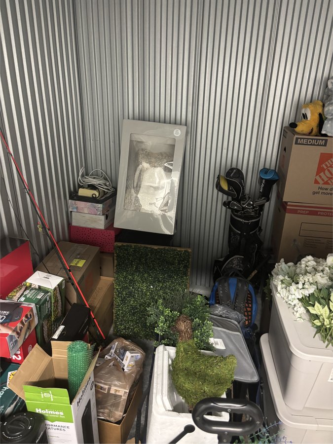 9 x 8 storage unit in Davenport, FL