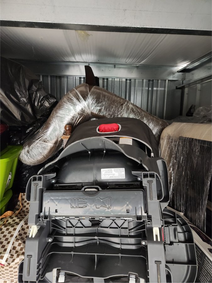 10 x 10 storage unit in Carmel, NY