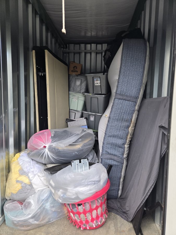 5 x 10 storage unit in Sherrills Ford, NC