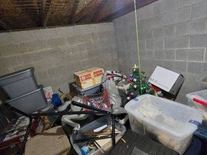 10 x 10 storage unit in Arnold, MD
