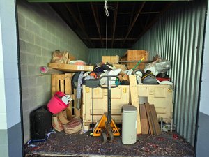 10 x 20 storage unit in Arnold, MD