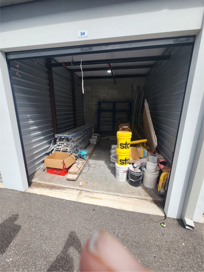 10 x 15 storage unit in Orlando, FL