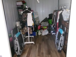 10 x 10 storage unit in Jacksonville, FL