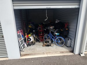 10 x 15 storage unit in Orlando, FL