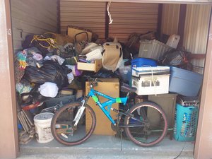 10 x 10 storage unit in Tomball, TX