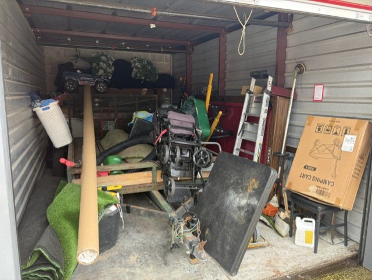 10 x 20 storage unit in Ocoee, FL