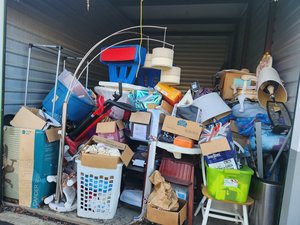 10 x 20 storage unit in Cleveland, OH
