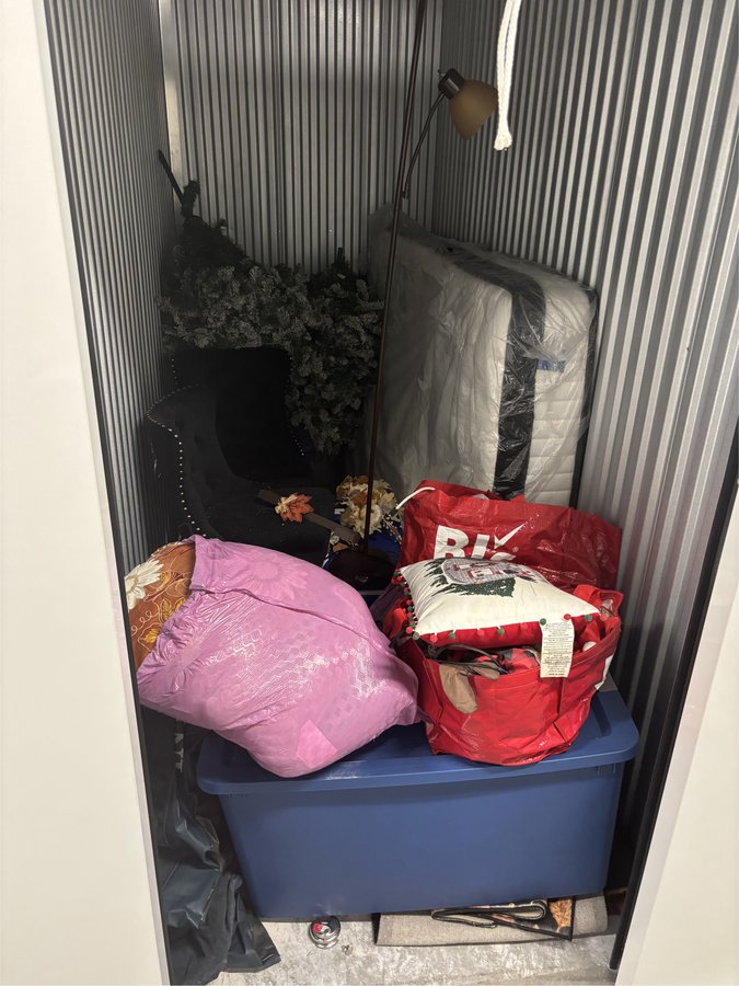 5 x 10 storage unit in Davenport, FL