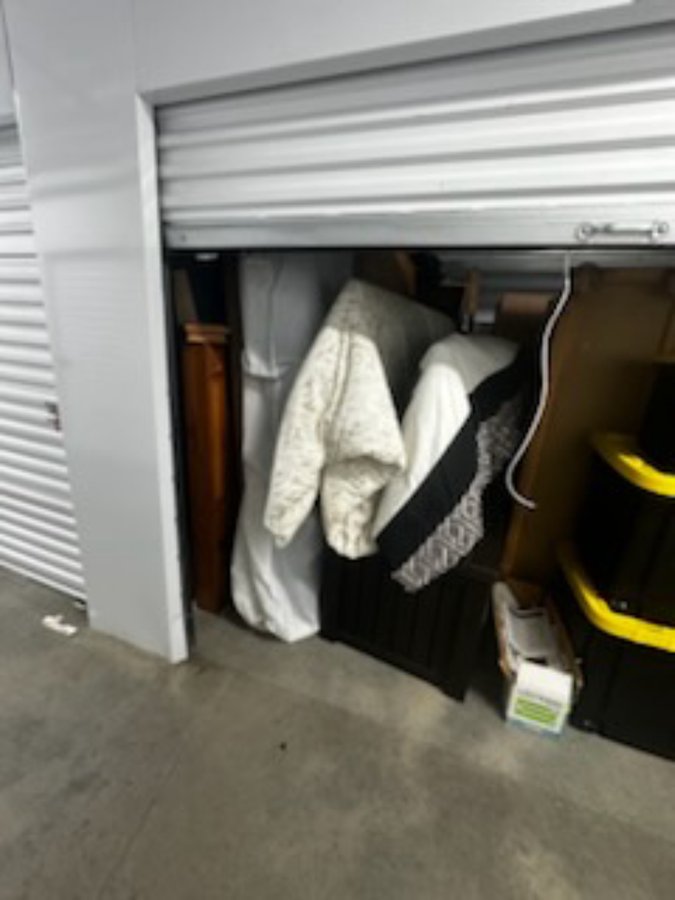 10 x 10 storage unit in Jackson, NJ