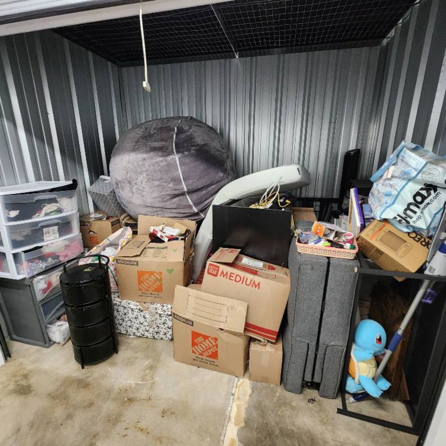 10 x 7 storage unit in Rochester, MN