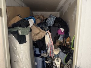 5 x 8 storage unit in Los Angeles, CA