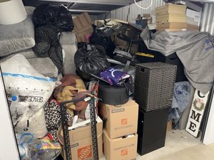 10 x 20 storage unit in Inglewood, CA