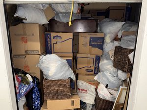 15 x 10 storage unit in Lennox, CA